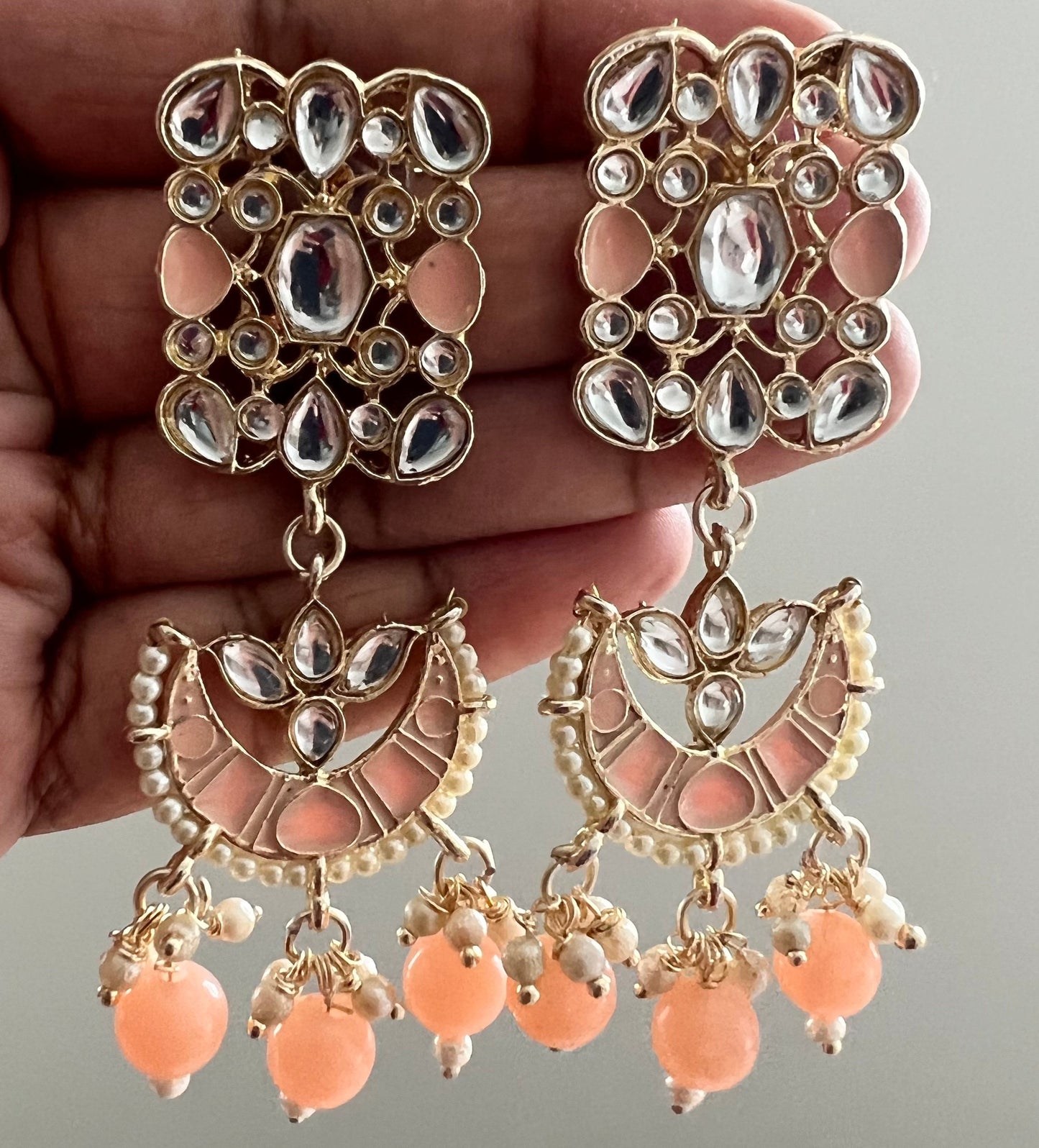 Meenakari Daabi Kundan peach with light gold beaded faux pearl Indian choker and earring set